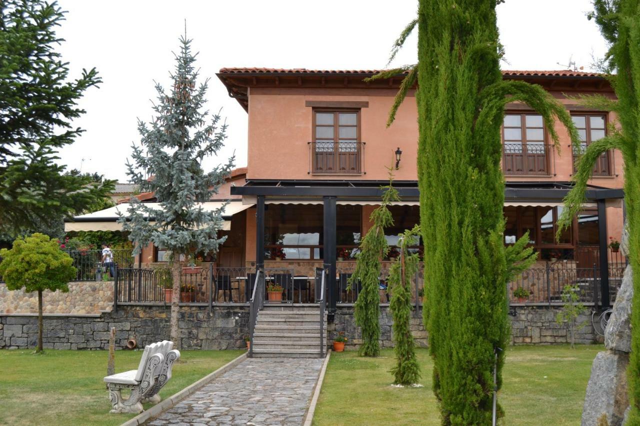 Palacio Del Conde De Rebolledo 3*