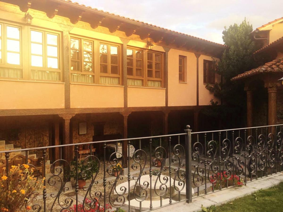 Palacio Del Conde De Rebolledo 3*